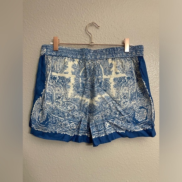 All Saints Aleida Rafaela Paisley Print Shorts In Blue/White - Picture 3 of 11